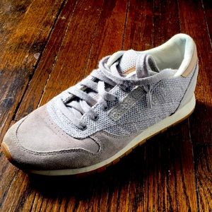 Reebok classic lifestyle suede shoes
